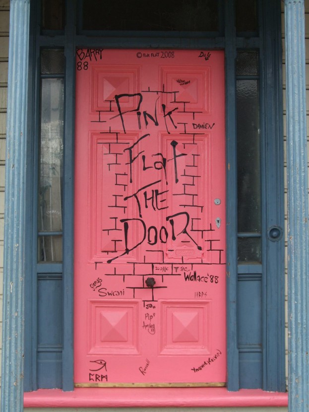 Pink Flat the Door 3 Clyde Street
