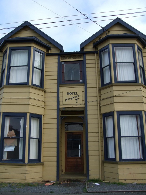 Hotel California 6 Riego Street